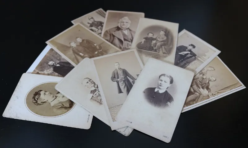 Genealogia rodzinna – jak porządkować i przechowywać dokumenty?